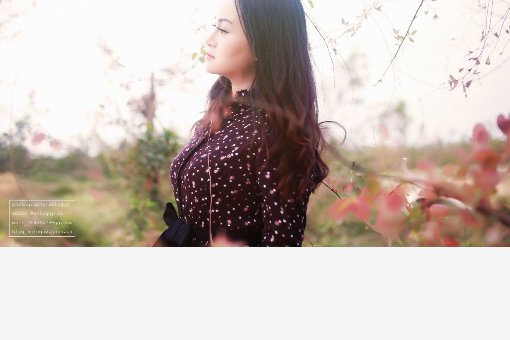 Portrait photography, women, outdoor, natural light 